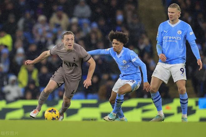 多宝棋牌 -赛前西汉姆再遭质疑：荷甲节点到来，气氛紧张，纪律约束更严格的简单介绍